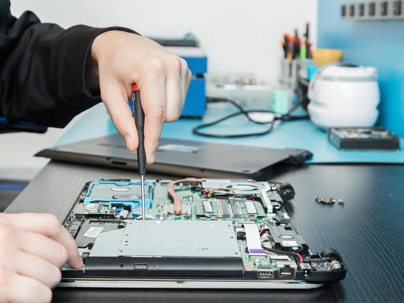 laptop-tamircisi-ankara-servise-vermeden-once-bilmeniz-gerekenler