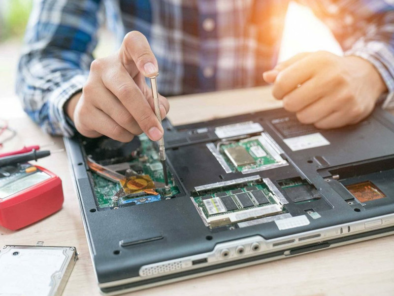 laptop-tamir-fiyatlari-neye-gore-belirlenir